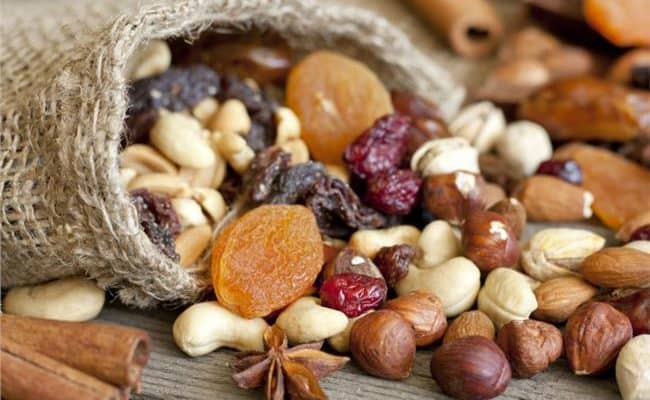benefits of eating nuts every day